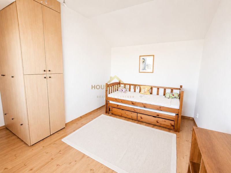 Prenájom 3 izbový byt, Nám. sv. Františka, Bratislava IV. Karlova Ves