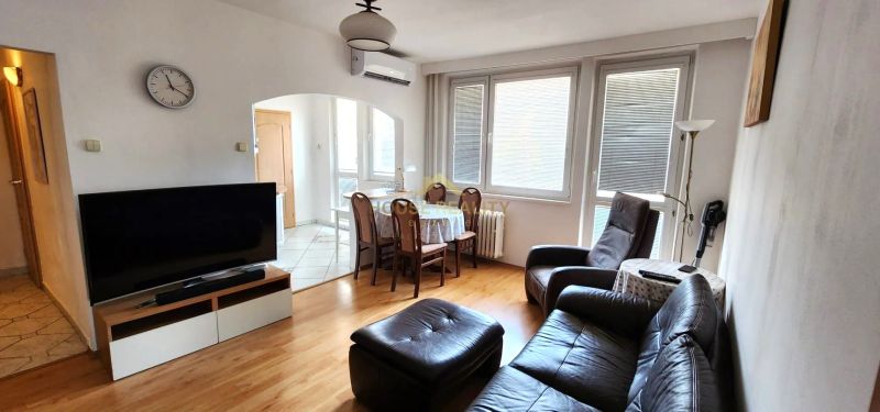Prenájom pekný 2,5 izbový byt, Kafendova ulica, Bratislava III. Rača