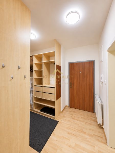 Prenájom pekný 1 izbový byt, Tomášikova ulica, Bratislava II. Ružinov