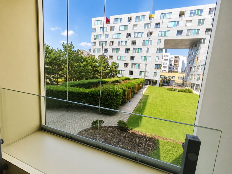Prenájom Oktoputus 2 izb byt, Záhradnícka ulica, Bratislava II.Ružinov