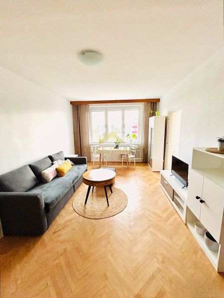 Prenájom pekný 2 izbový byt, Solivarská ulica, Bratislava II. Ružinov