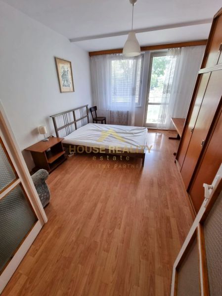 Prenájom pekný 3 izbový byt, Muškátová ulica, Bratislava II. Ružinov