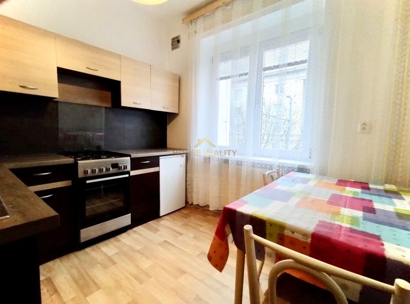 Prenájom pekný 1 izbový byt, Miletičova ulica, Bratislava II. Ružinov