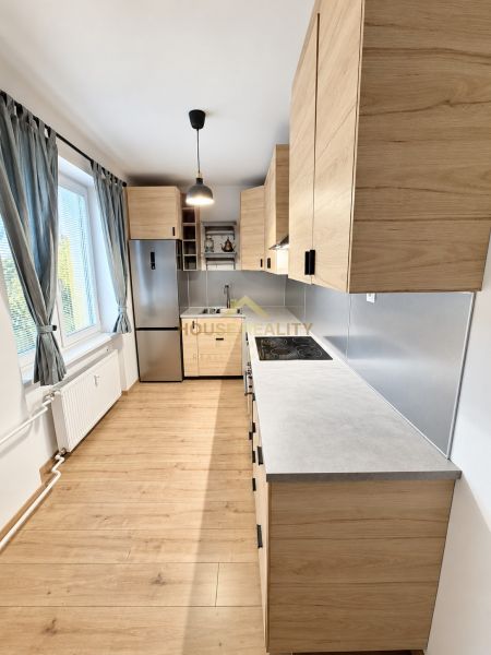 Prenájom 3 izbový byt, Sibírska ulica, Bratislava III. Nové Mesto