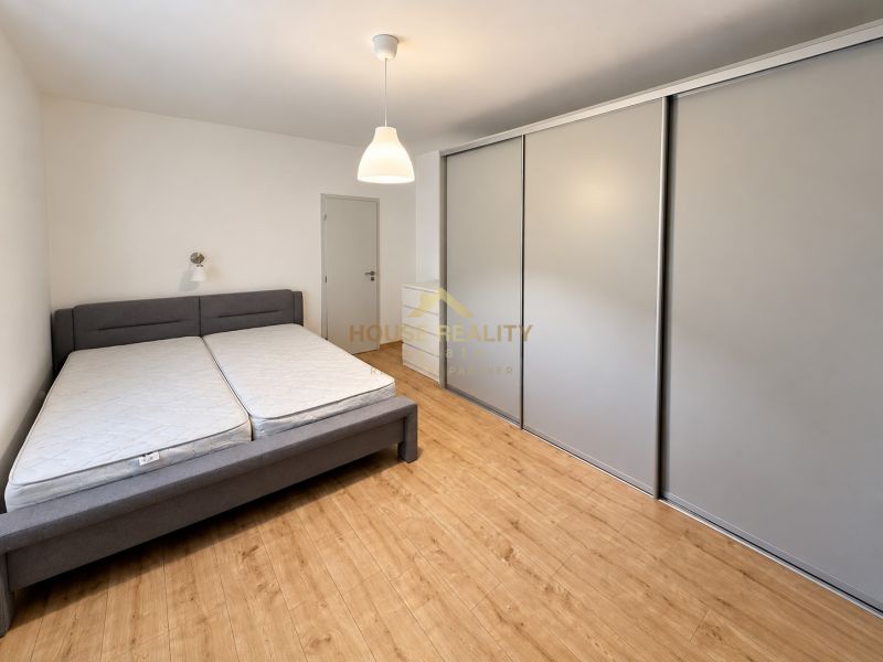Prenájom 3 izbový byt, Sibírska ulica, Bratislava III. Nové Mesto