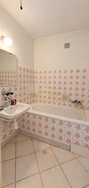 Priestranný tehlový 3 izbový byt + lodžia, Trnavská cesta, BA Ružinov