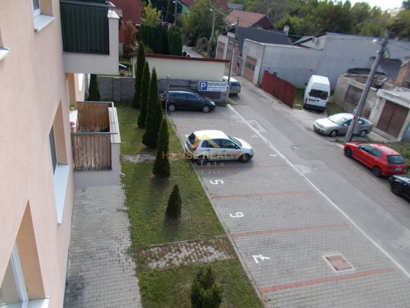 NOVOSTAVBA prenájom 2 izbový byt Tučkova ulica, Bratislava II Ružinov