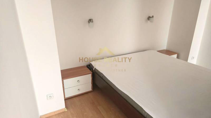 Pekný veľký 1 izbový byt, Páričkova ulica, Bratislava II. Ružinov     