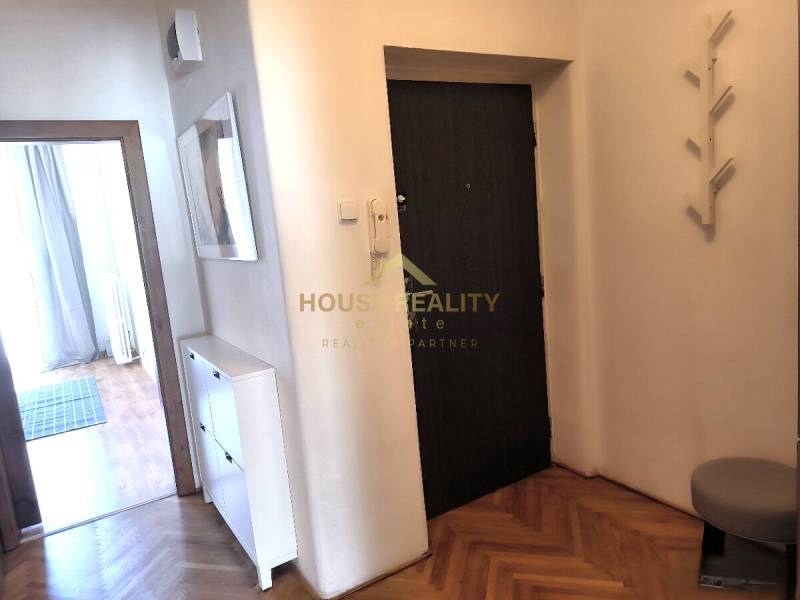 Prenájom 2 izb. byt CENTRUM Laurinská ulica, Bratislava I. Staré Mesto