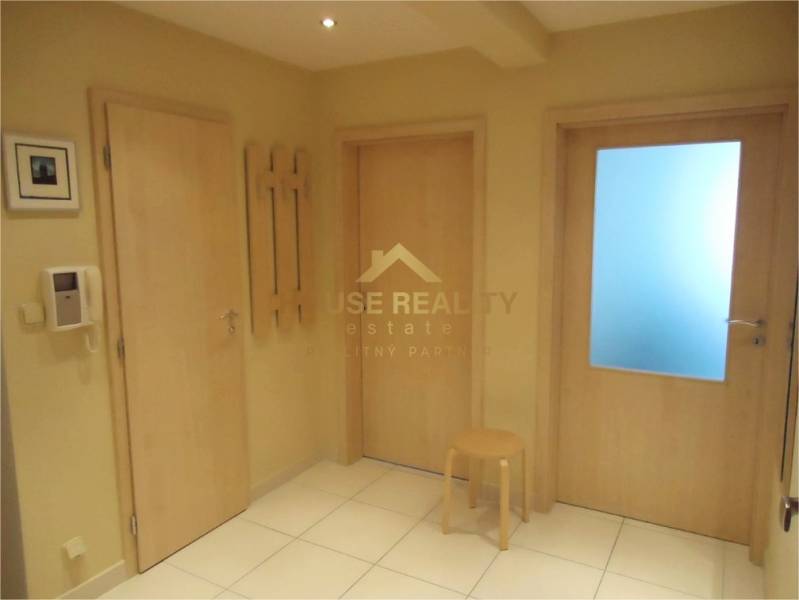 Prenájom NOVOSTAVBA 2 izb. byt, Rusovská cesta,Bratislava V. Petržalka